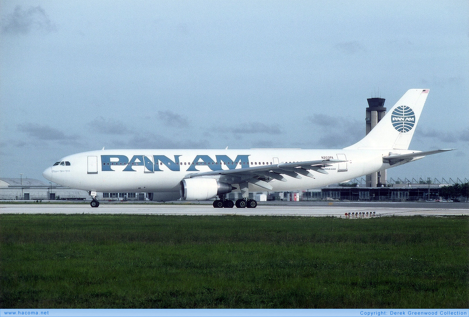 Photo of N203PA - Pan Am Clipper New York - Miami International Airport - 1985