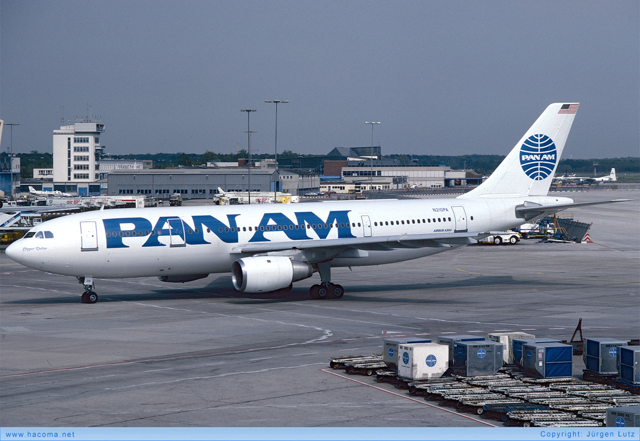 Photo of N210PA - Pan Am Clipper Dallas - Frankfurt International Airport - 1986
