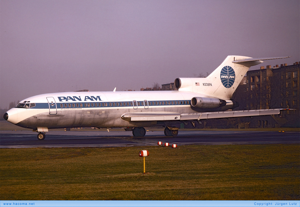 Photo of N339PA - Pan Am Clipper Stuttgart / Talisman / Koeln-Bonn / Golden Age / Dawn / Duesen­droschke / Schraeger Otto - Berlin Tempelhof Airport - 1972