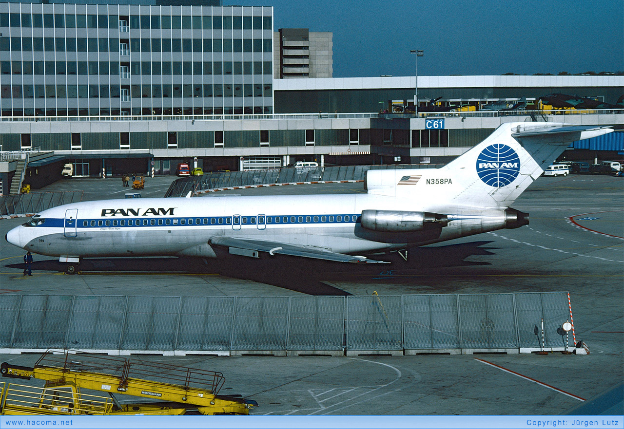 Photo of N358PA - Pan Am Clipper David Crockett / Berlin / Wucht­brumme / Flotte Motte - Frankfurt International Airport - 1977