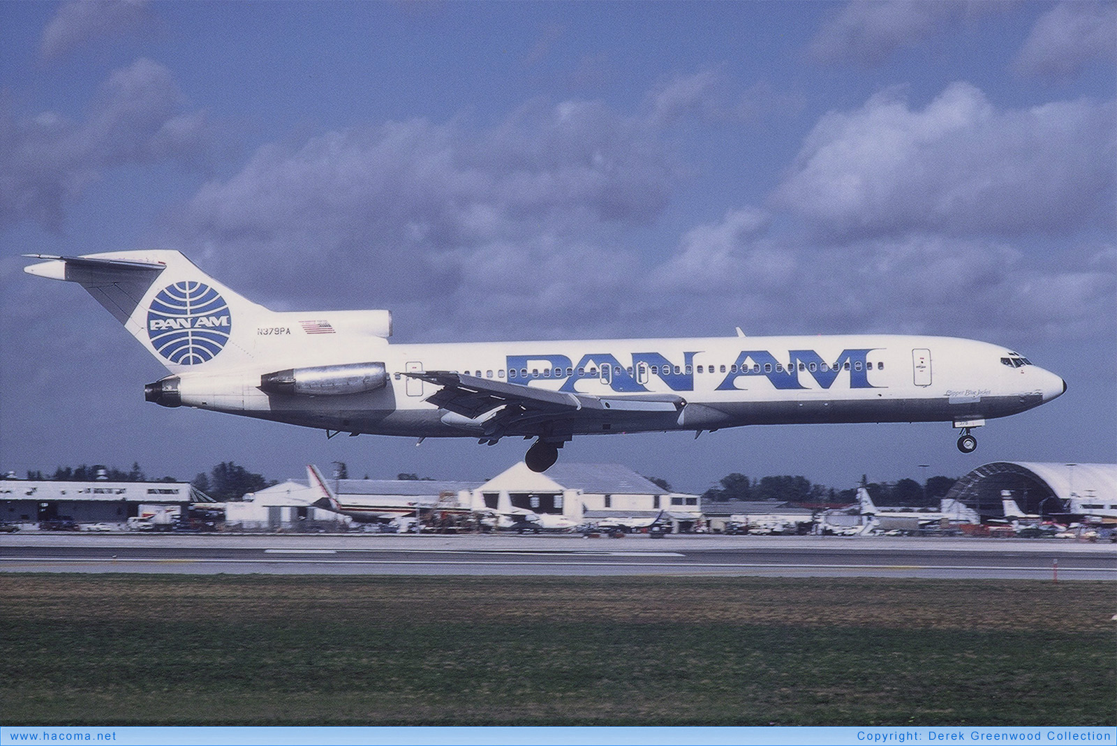 Photo of N379PA - Pan Am Clipper Blue Jacket - Miami International Airport - 1989
