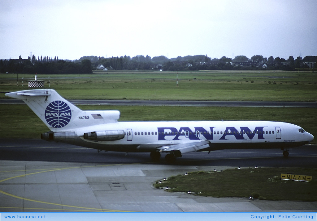 Photo of N4752 - Pan Am Clipper Surprise - Dusseldorf Airport - Jul 18, 1989