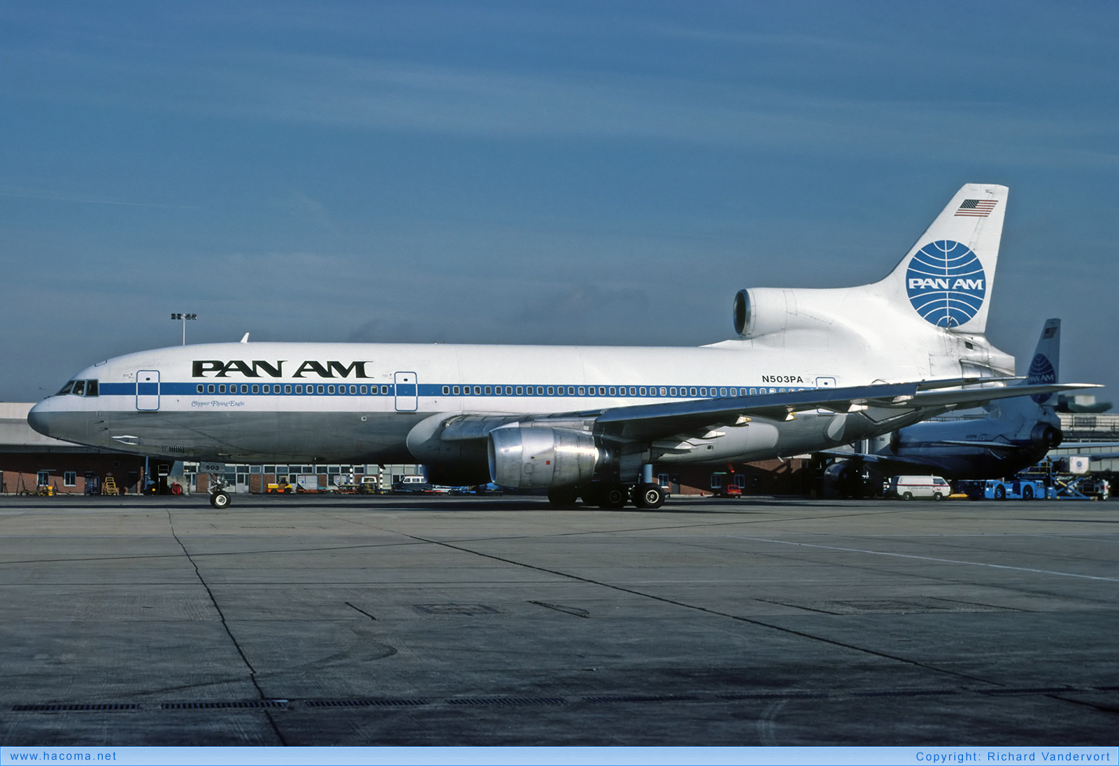 Foto von N503PA - Pan Am Clipper Flying Eagle - London Heathrow Airport - 02.1982