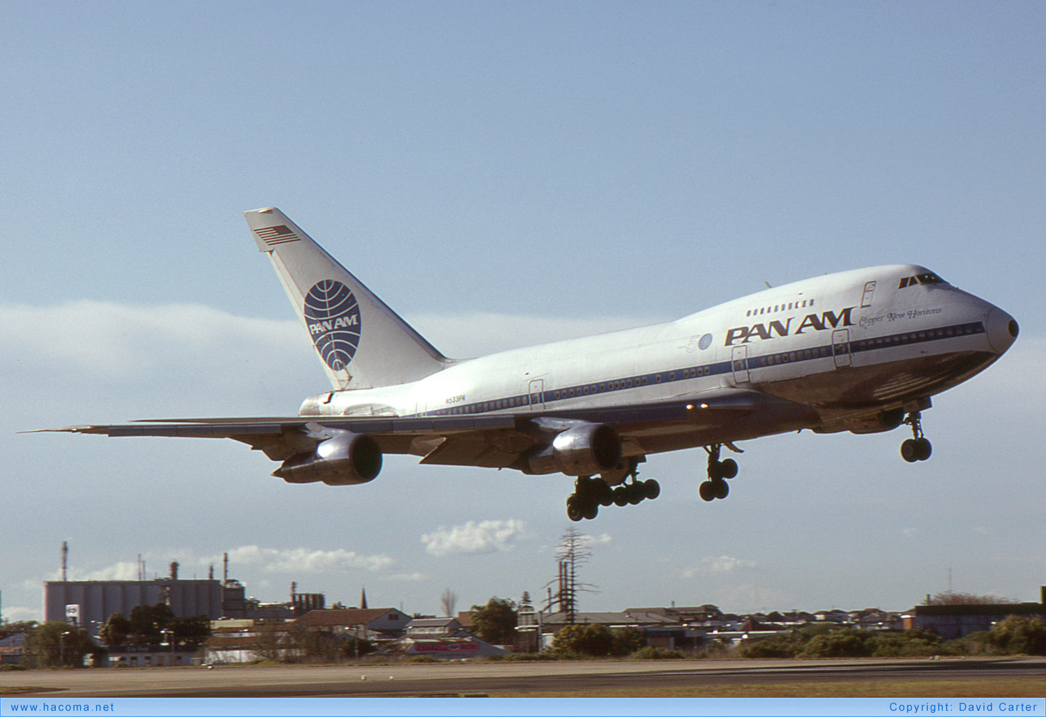 Photo of N533PA - Pan Am Clipper Freedom / Liberty Bell / New Horizons / Young America / San Francisco - Sydney Airport - Sep 1984