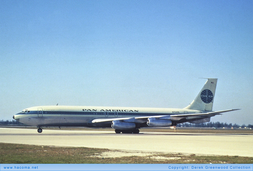 Foto von N724PA - Pan Am Clipper Mercury - Miami International Airport - 1968