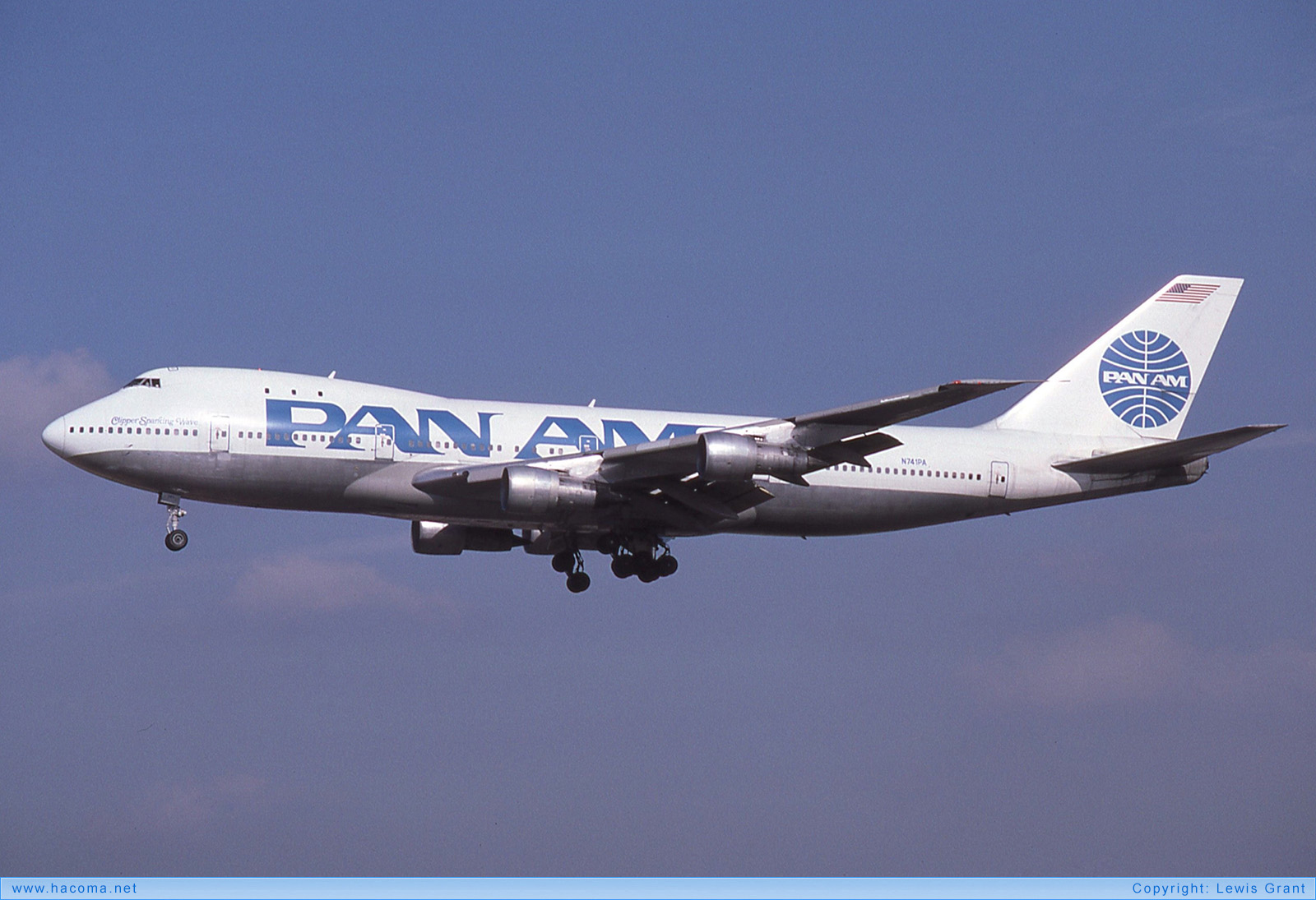 Foto von N741PA - Pan Am Clipper Kit Carson / Sparking Wave / Special Olympian - London Heathrow Airport - 08.03.1986
