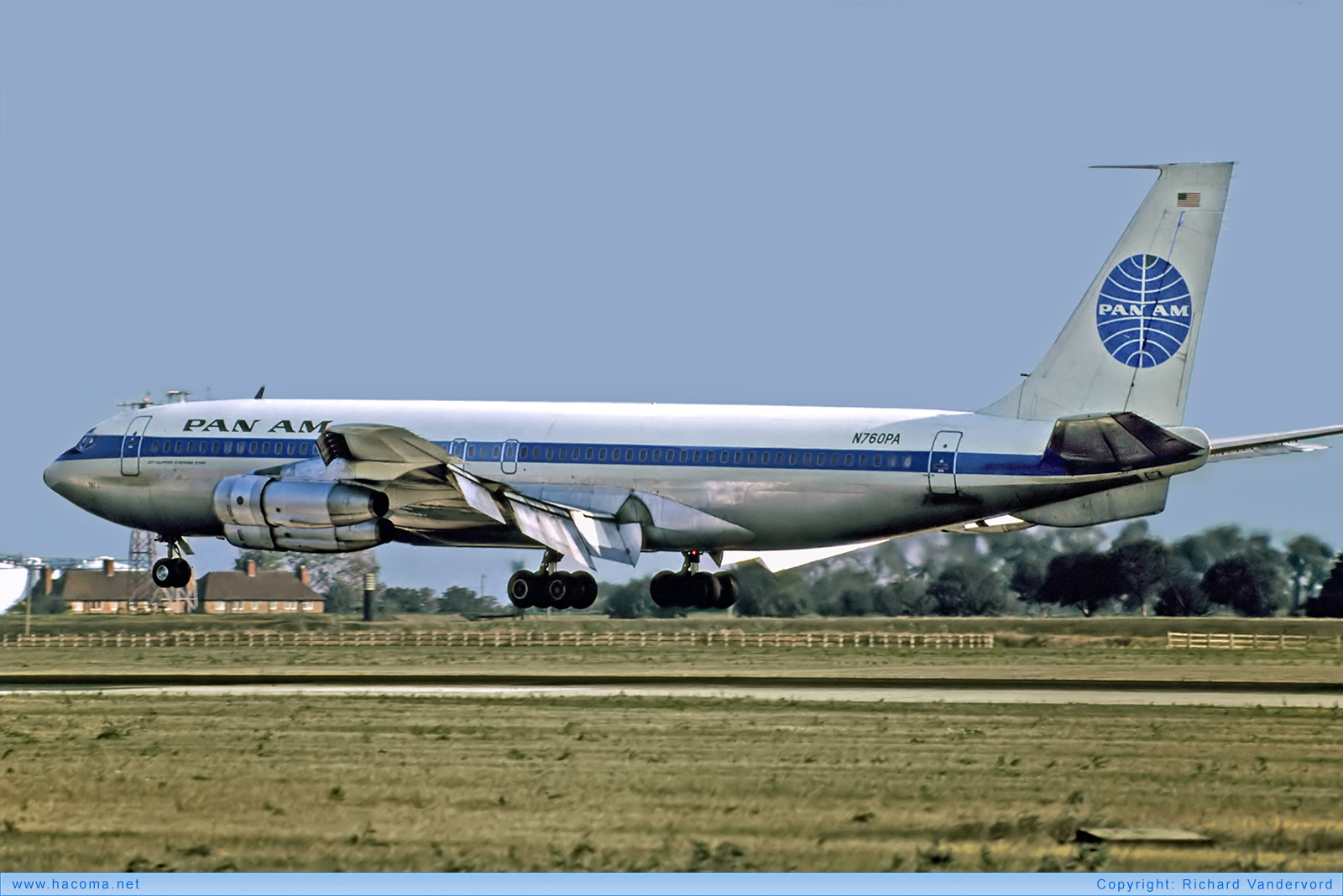 Photo of N760PA - Pan Am Clipper Evening Star - London Heathrow Airport - Sep 1972