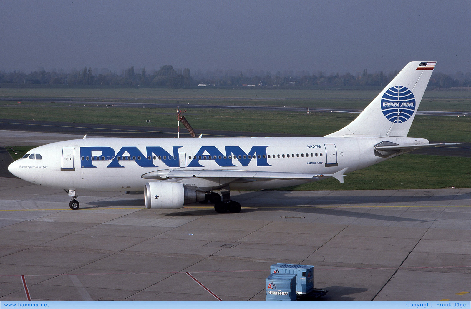 Photo of N821PA - Pan Am Clipper Queen of the Skies - Dusseldorf Airport - Oct 27, 1989